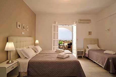 Triple Room with Sea View