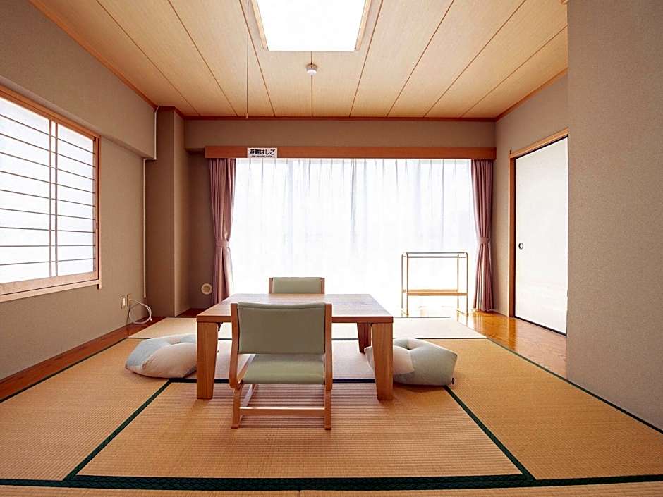 Chateraise Lodge Kasugai