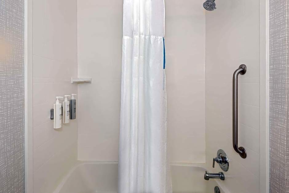 Hampton Inn By Hilton Richmond-Colonial Heights