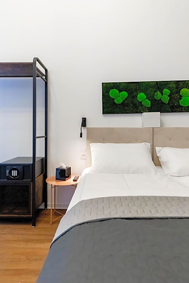 Adagio Downtown Rooms