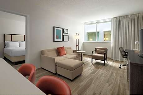 1 Bedroom Suite, 2 Queen, Sofa bed
