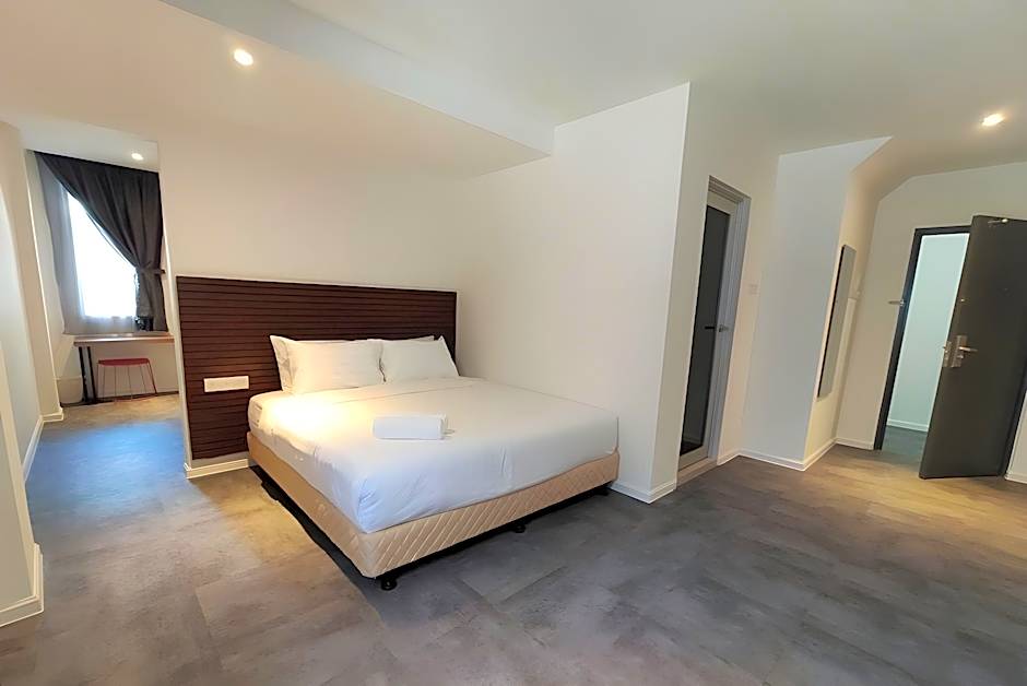 T Hotel Tandop