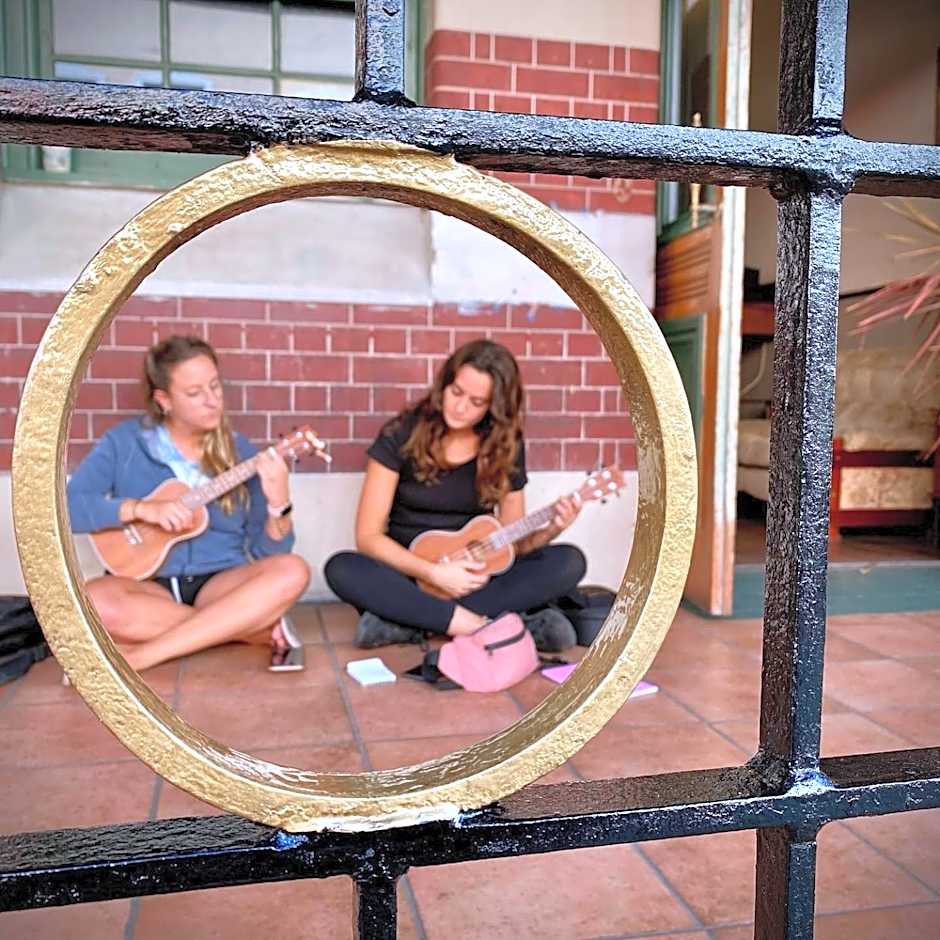 Sundancer Backpackers Hostel