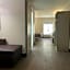 Days Inn & Suites by Wyndham Peachtree Corners/Norcross
