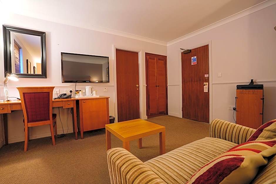 Gomersal Park Hotel & Bazaar Spa