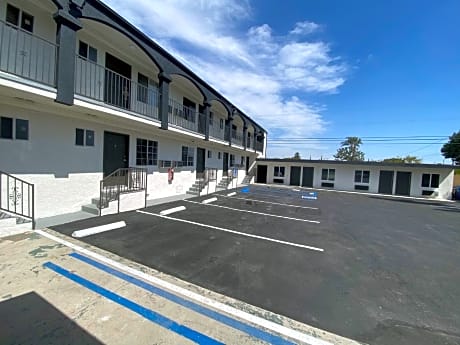 SOFI MOTEL