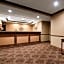 La Quinta Inn & Suites by Wyndham Lackawanna - Buffalo