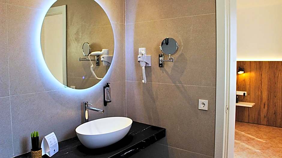 Alfons Hotel