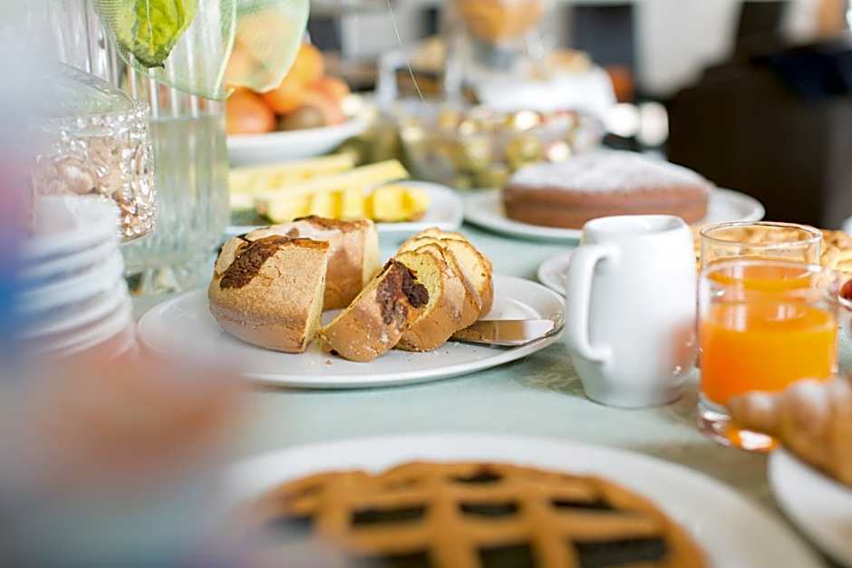 Ristorante Hotel Lucia - 100 mt dal mare