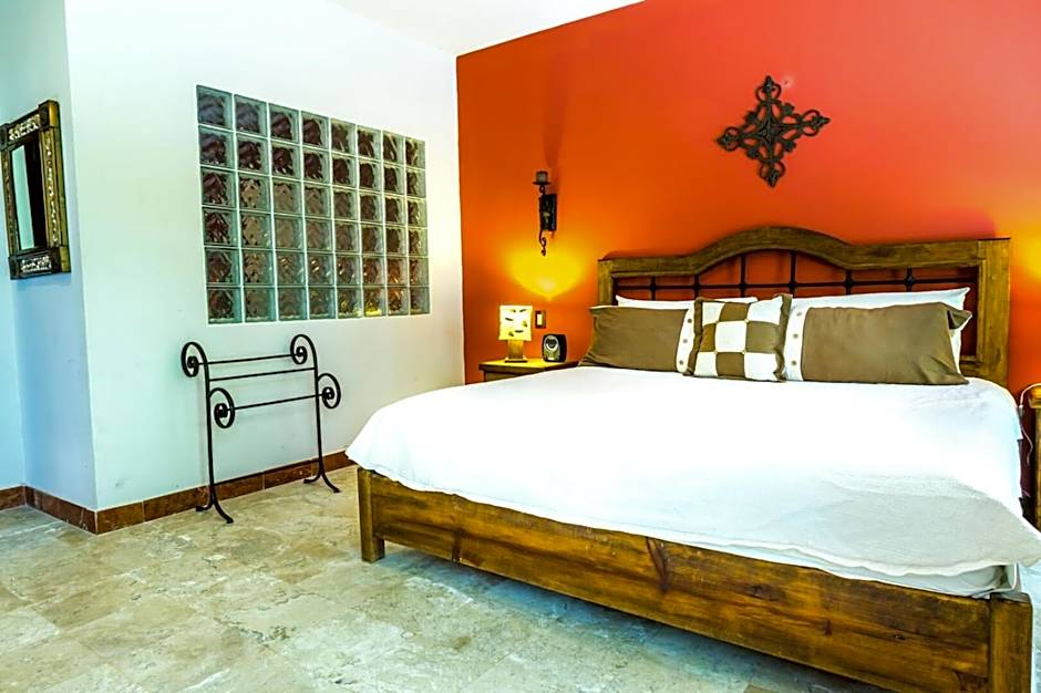 Paseo del Sol Condohotel by Bric
