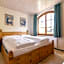 Aparthotel-Almgasthaus Gemsli - A bisal Österreich überm Schweizer Rheintal