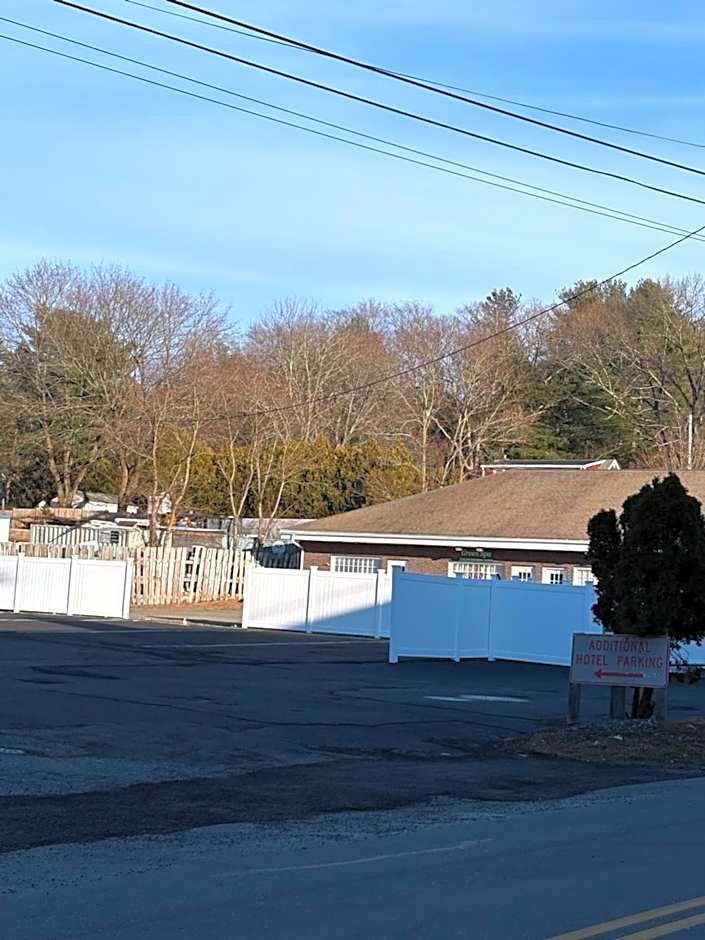 Bedford Plaza Hotel
