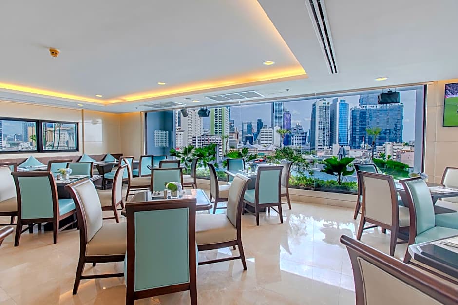 Centre Point Plus Hotel Silom