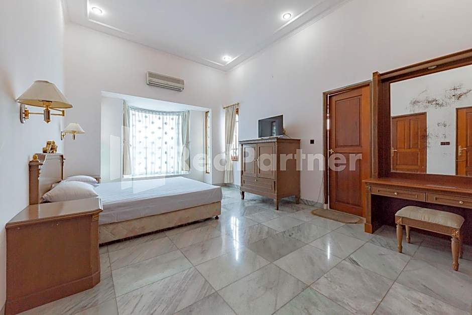 Biru Homestay Bandung Mitra By RedDoorz – Bandung, KY