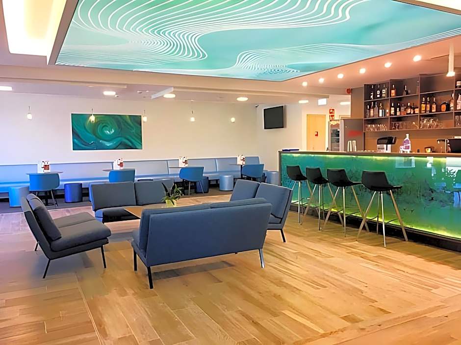 Akademia Hotel**** Balatonfured