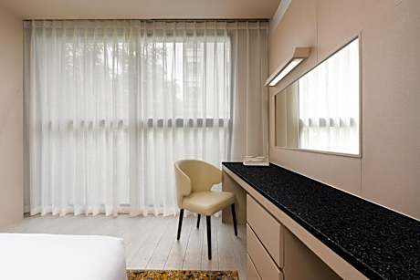 King Suite with Sofa Bed