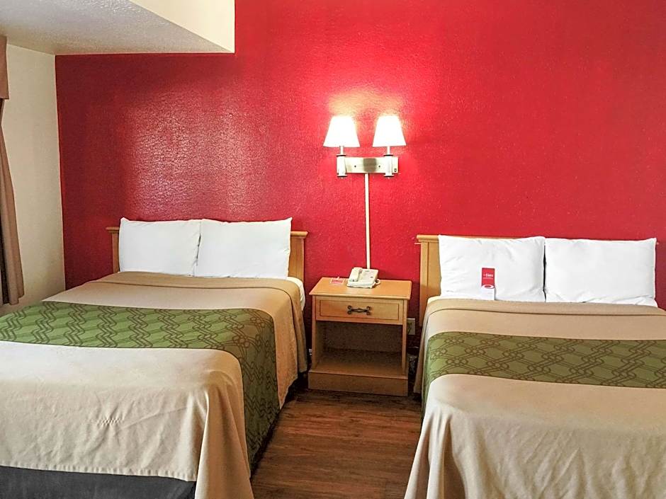 Econo Lodge On Historic Route 66
