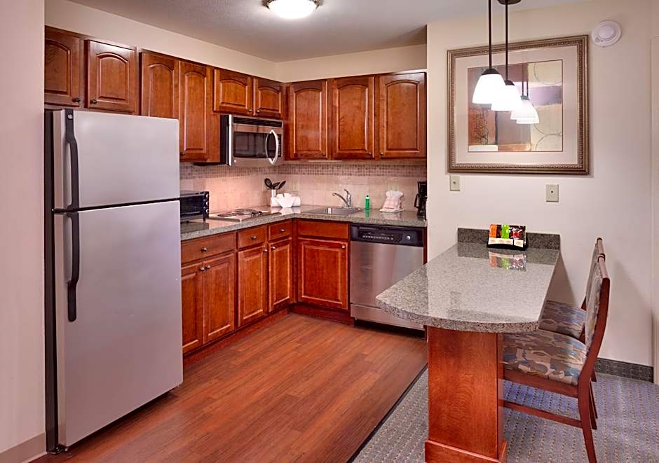 Staybridge Suites Omaha 80th and Dodge By IHG