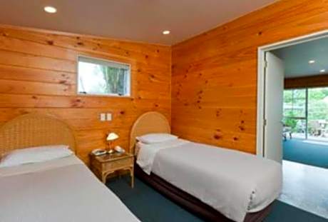 One-Bedroom Twin Apartment