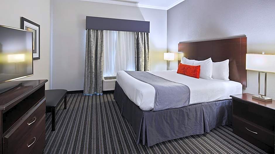 Best Western Plus Austin Airport Inn & Suites