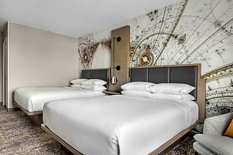 Concierge Level Queen Room with Two Queen Beds