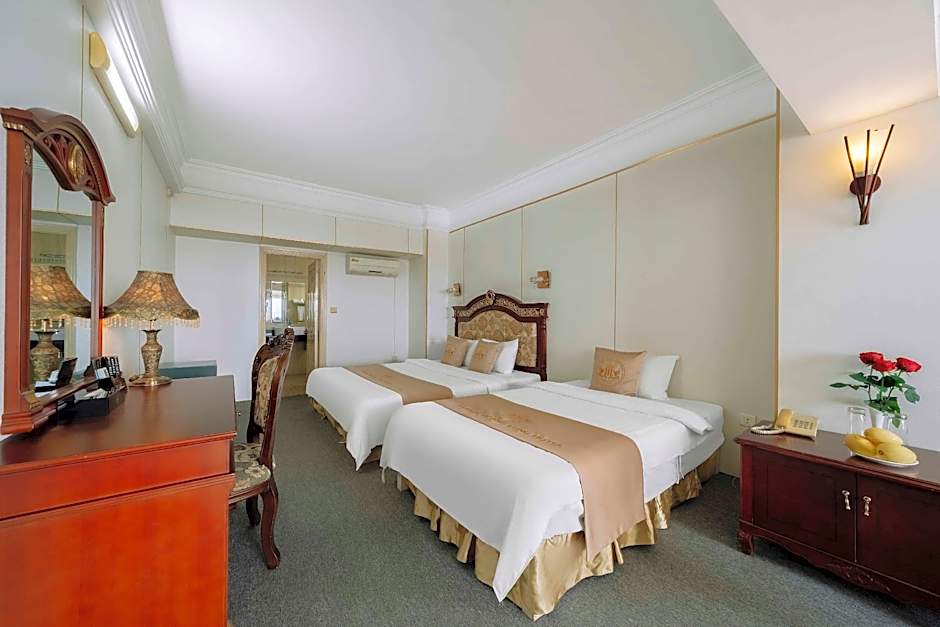 Hoang Long Hotel - Hai Phong City Center