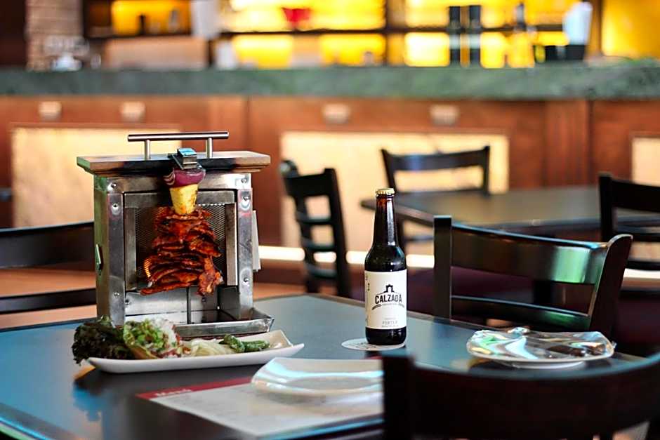 Crowne Plaza Leon By IHG