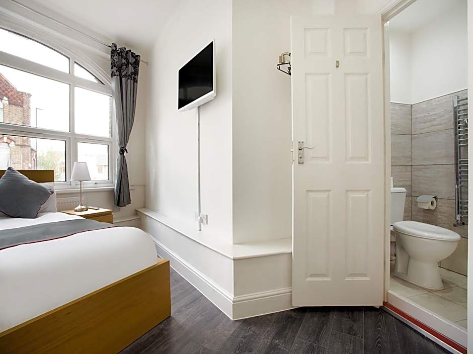 The Broadway Hotel - London Heathrow