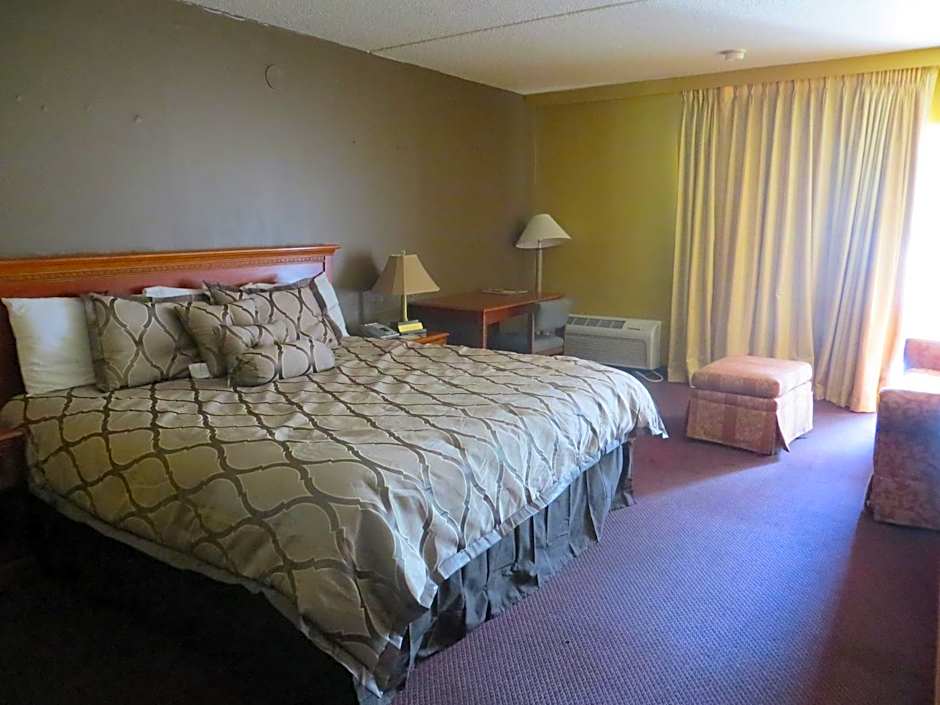 Days Inn by Wyndham Colorado Springs/Garden of the Gods – Colorado Springs, CO