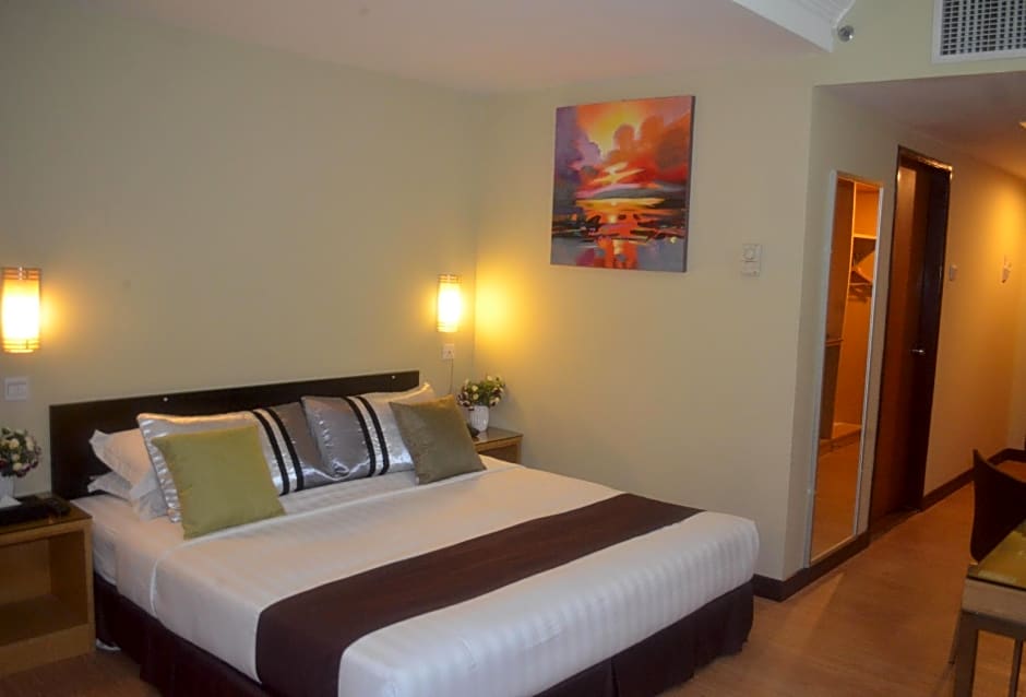 Tang Dynasty Park Hotel