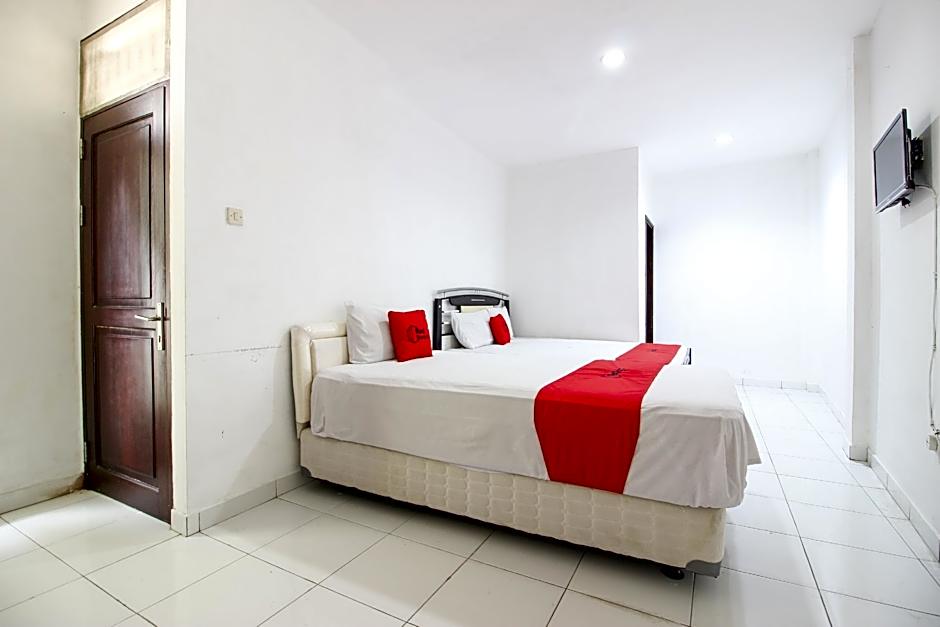 RedDoorz near RS Sarjito Yogyakarta 2
