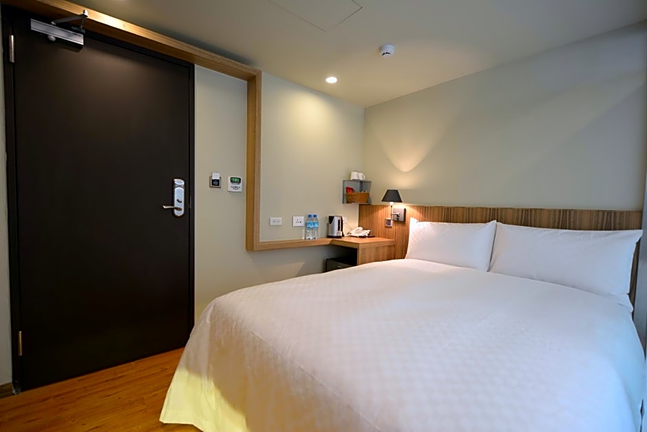 Smile Inn - Taipei Main Station