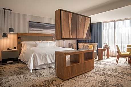 Jr. Suite, 1 King