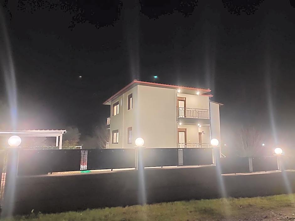 Kashmir Luxury Apartments