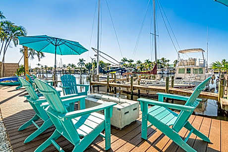 Latitude 26 Waterfront Boutique Resort - Fort Myers Beach