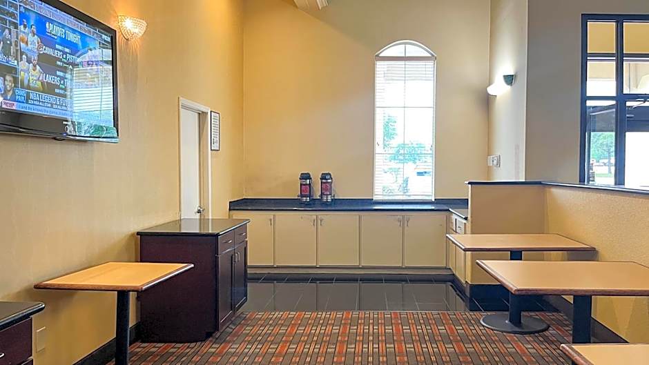 Studio 6 Suites Houston, TX - Spring