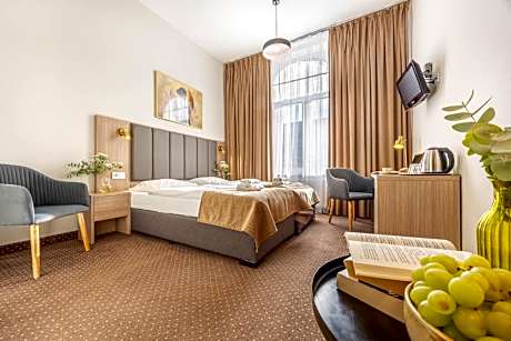 Hotel Lothus