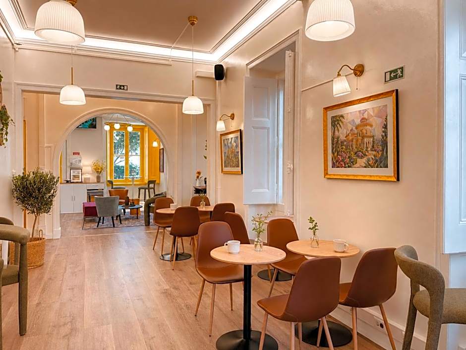 Happy Holiday Sintra Guesthouse & Breakfast