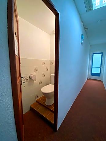 Triple Room with External Bathroom