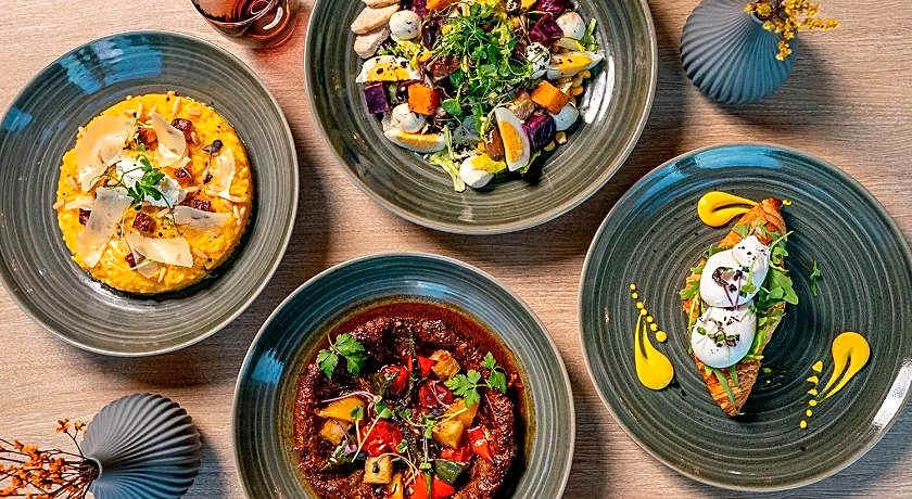 DoubleTree by Hilton Fujairah City