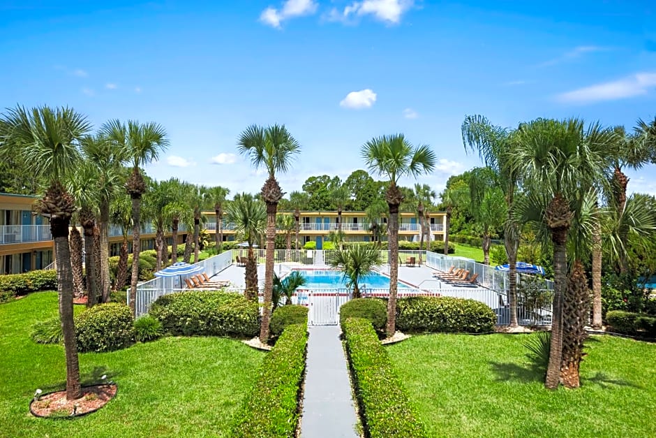 Days Inn by Wyndham Daytona Beach Speedway