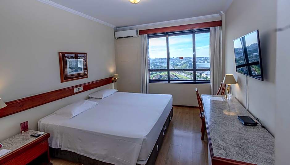 Lizon Curitiba Hotel