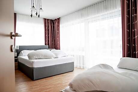 Quadruple Room with Terrace