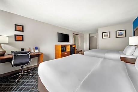 2 Queen Beds, Nonsmoking, Accessible