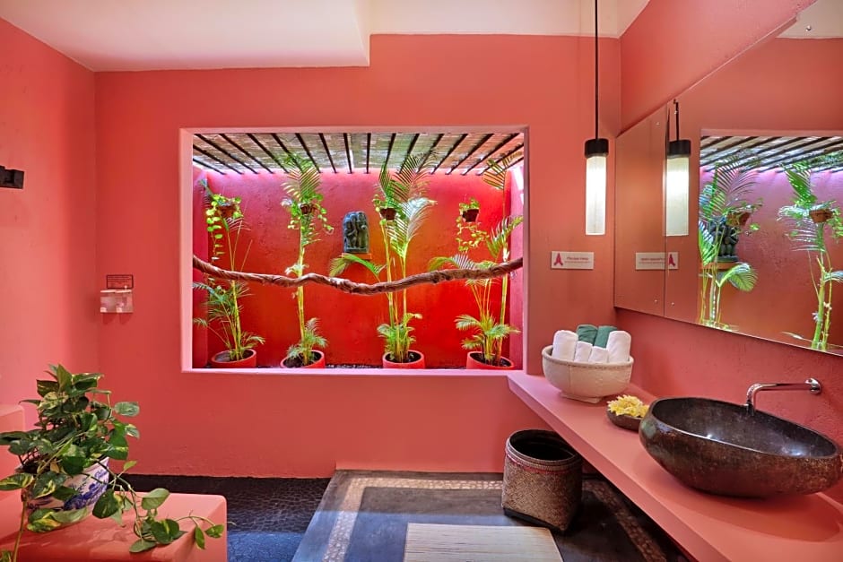 Pinkcoco Bali Hotel - Adults Only