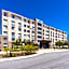 Residence & Conference Centre - Niagara-on-the-Lake