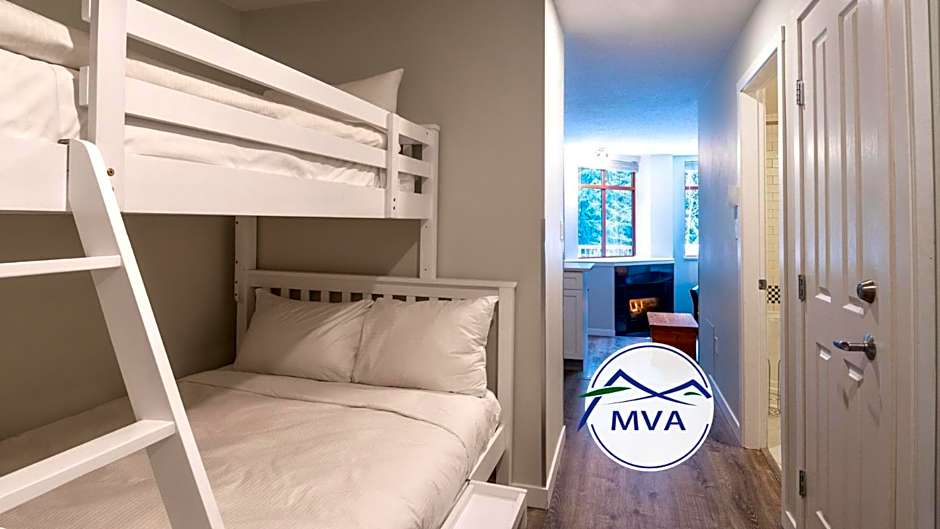 Alpenglow Lodge Family Studio with Murphy Bed by MVA