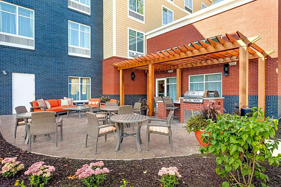 Homewood Suites by Hilton Gateway Hills Nashua