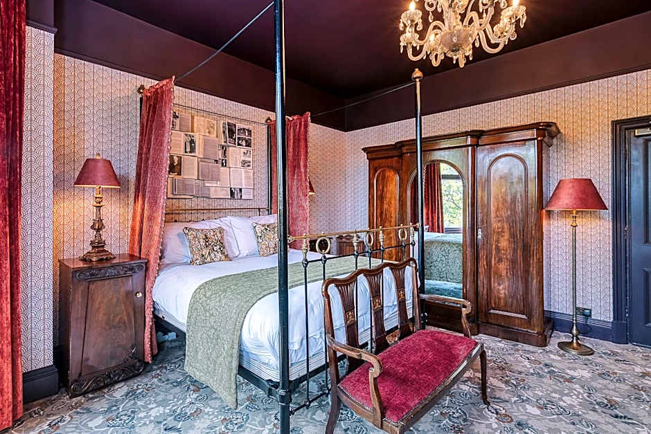 Clementine's Guest House