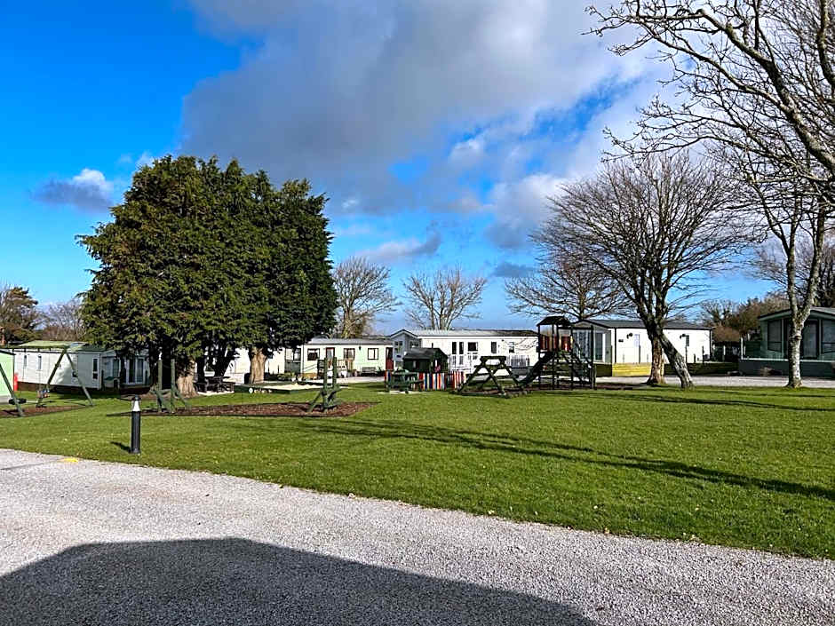 24 The Beeches Caravan Park